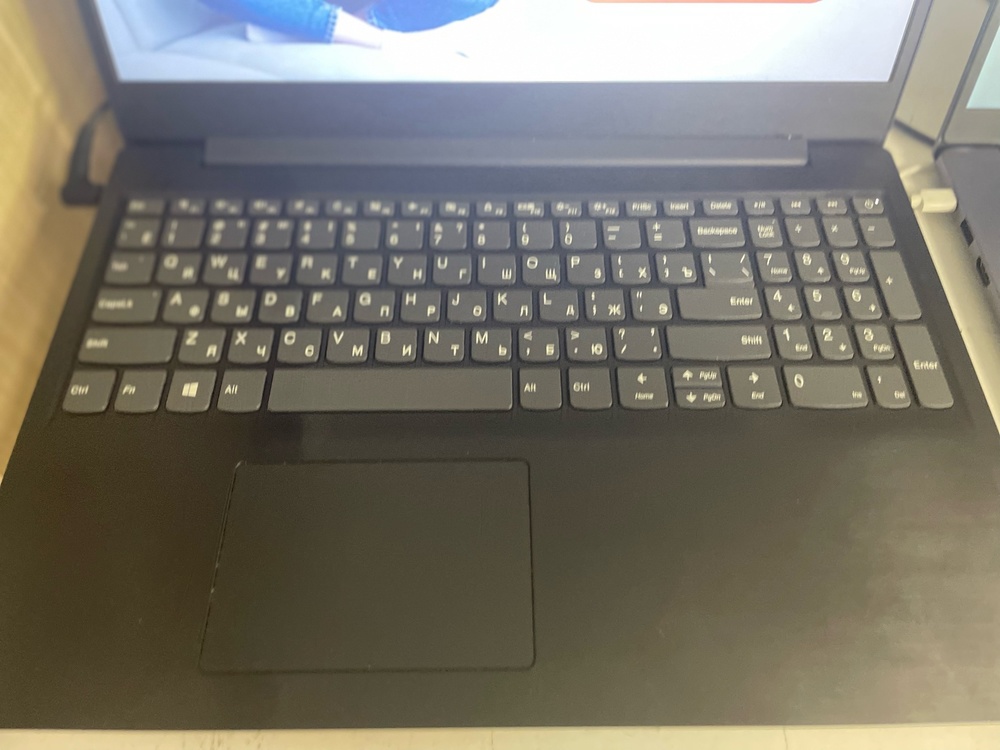 Ноутбук Lenovo; A6-9225, Radeon R4 series, 8 Гб, 512 GB, Нет