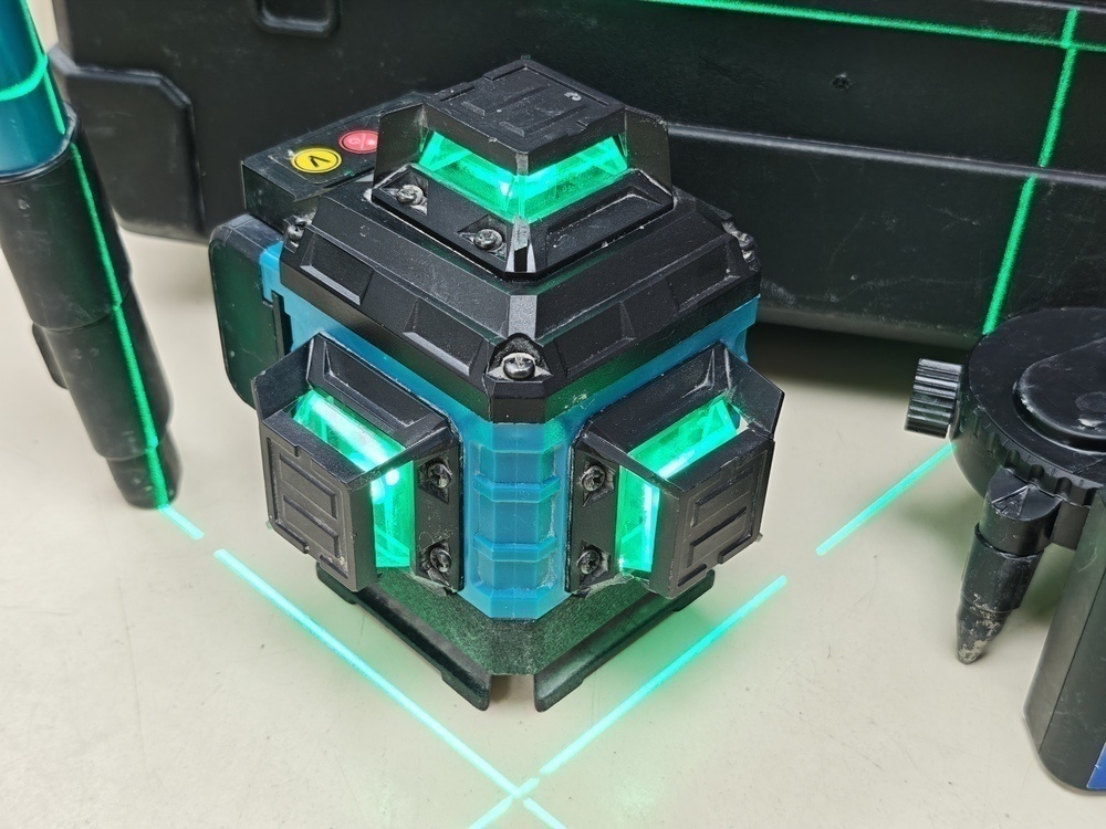 Нивелир Bosch PLT 2