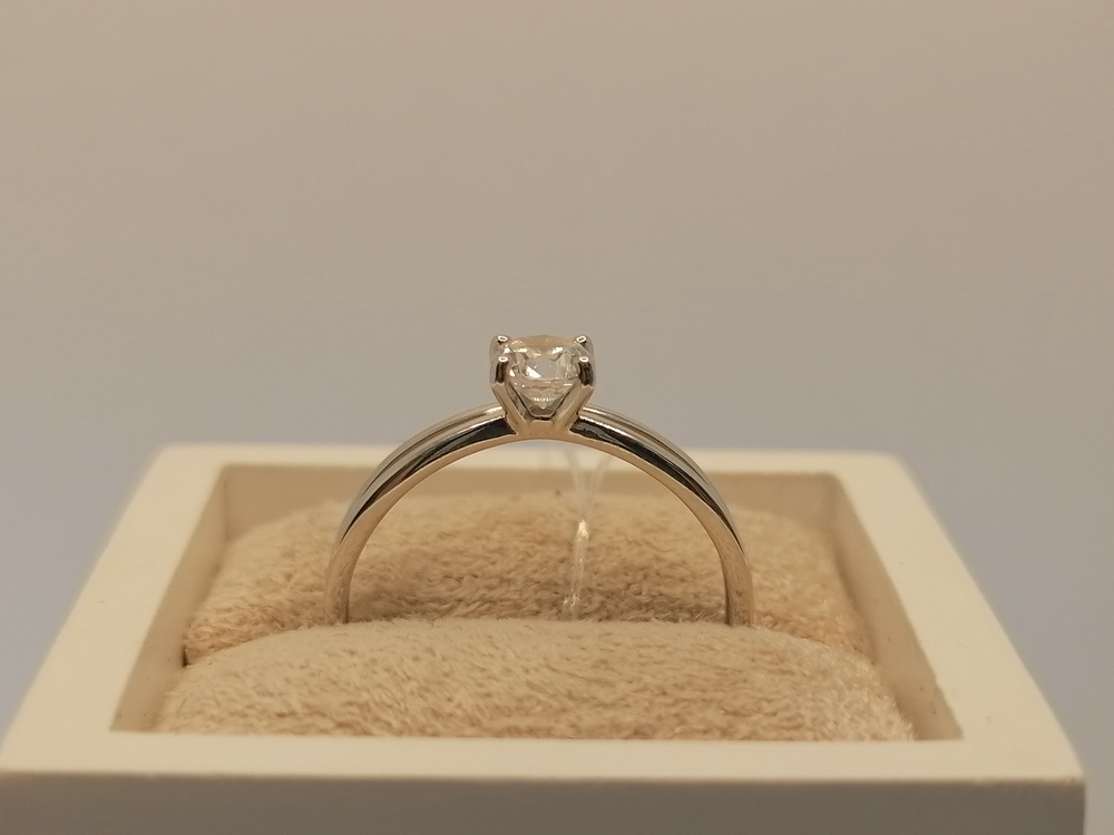 52-110-01726-1 КОЛЬЦО С КАМНЕМ (Au 585)