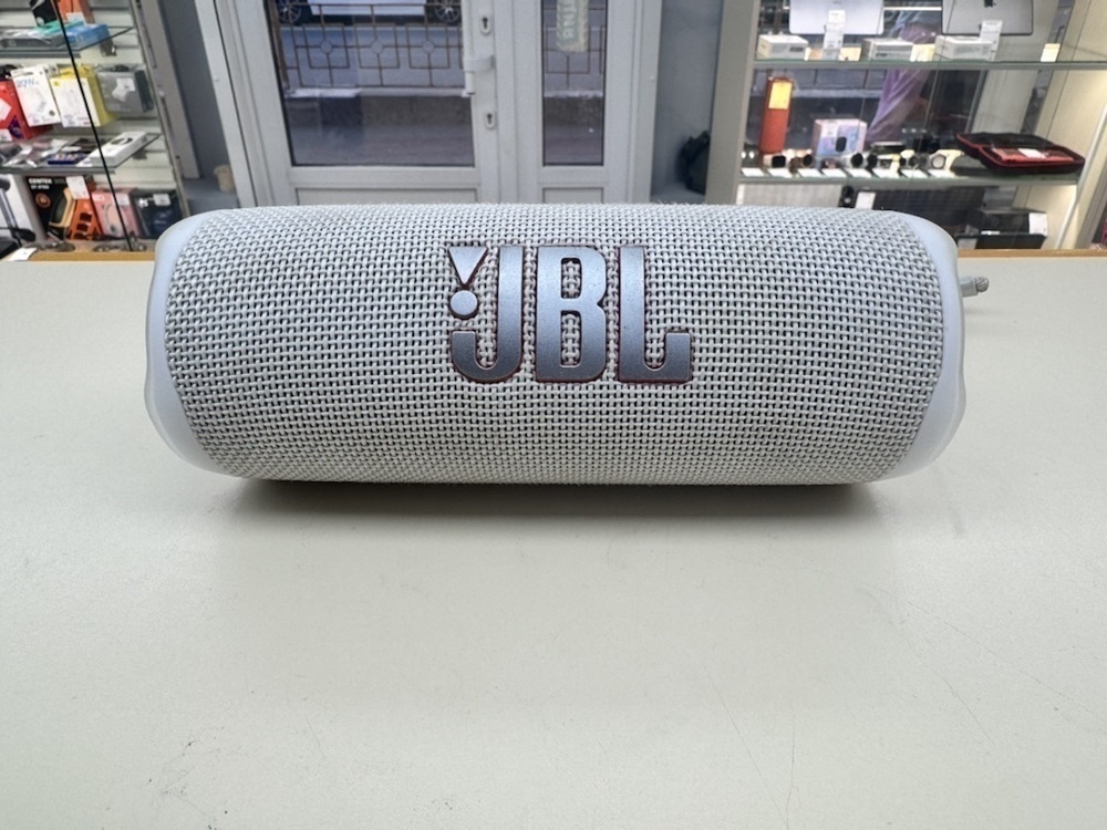 Портативная акустика JBL Flip 6;
