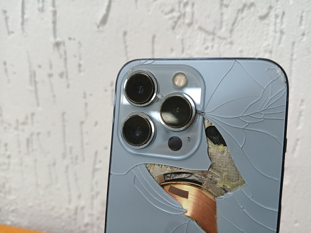 Смартфон Apple iPhone 13 Pro 128Gb