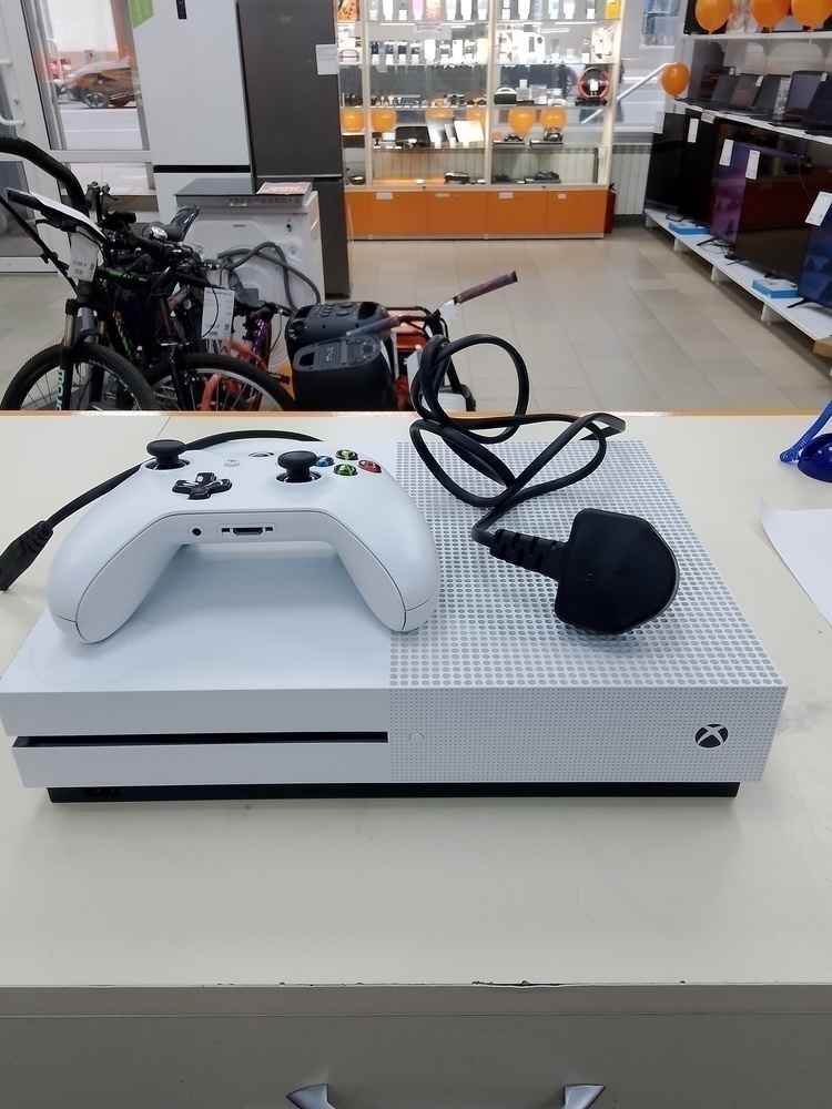 Игровая приставка Xbox One S 1TB