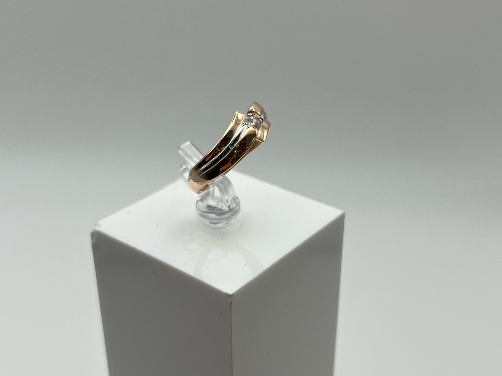 КОЛЬЦО С КАМНЕМ (Au 585)