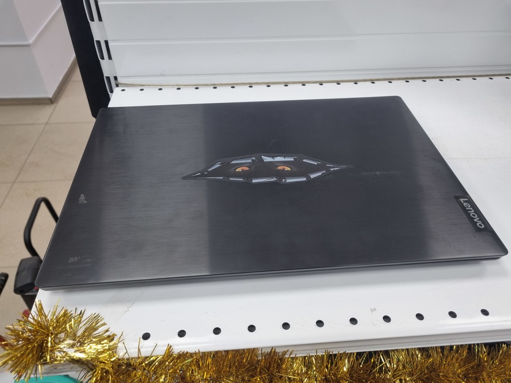 Ноутбук Lenovo; A6-9225, Radeon R4 series, 4 Гб, 128 Гб, Нет