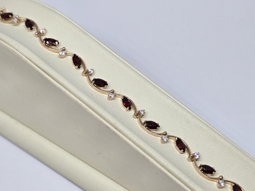 БРАСЛЕТ С КАМНЯМИ (Au 585)