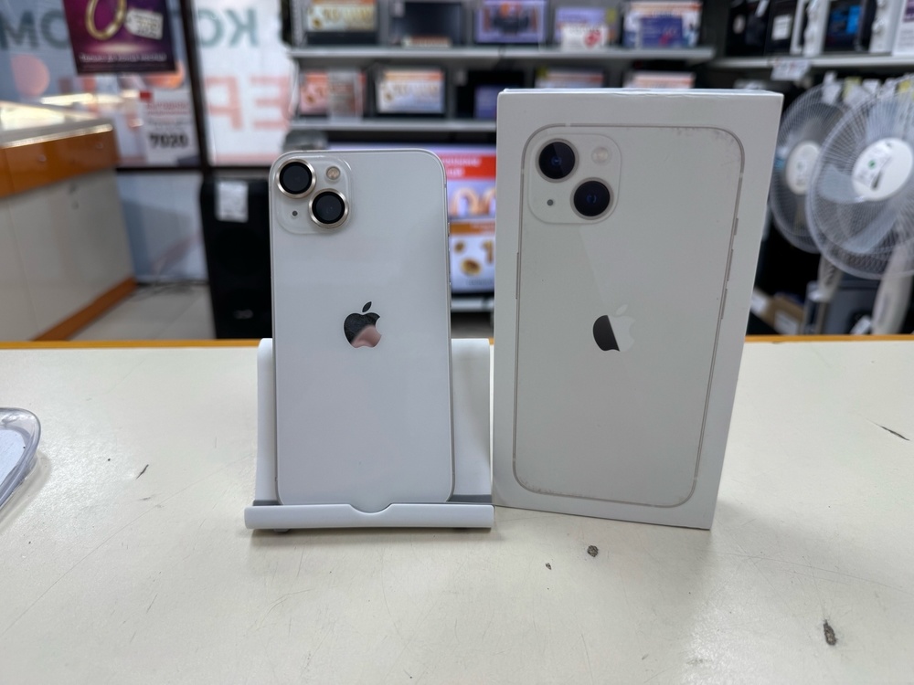 Смартфон Apple iPhone 13 128Gb