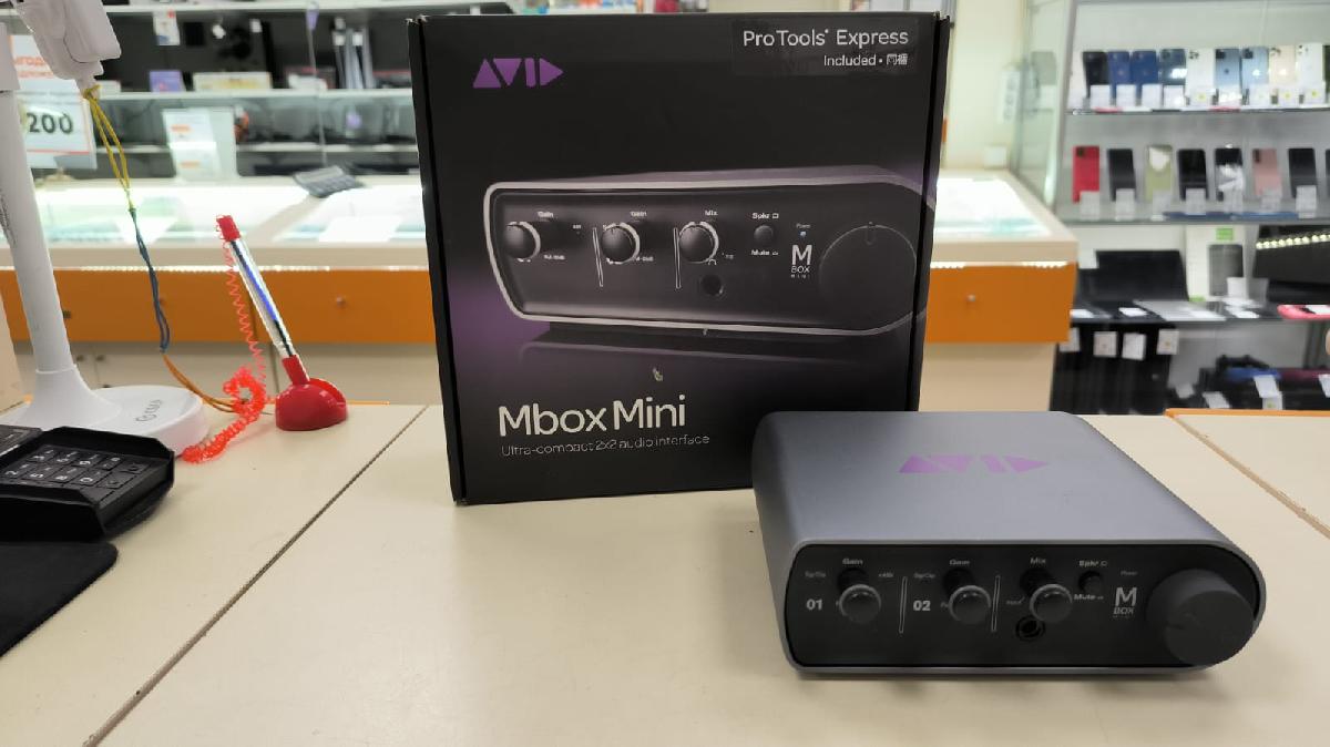 Внешняя звуковая карта AVID Mbox mini