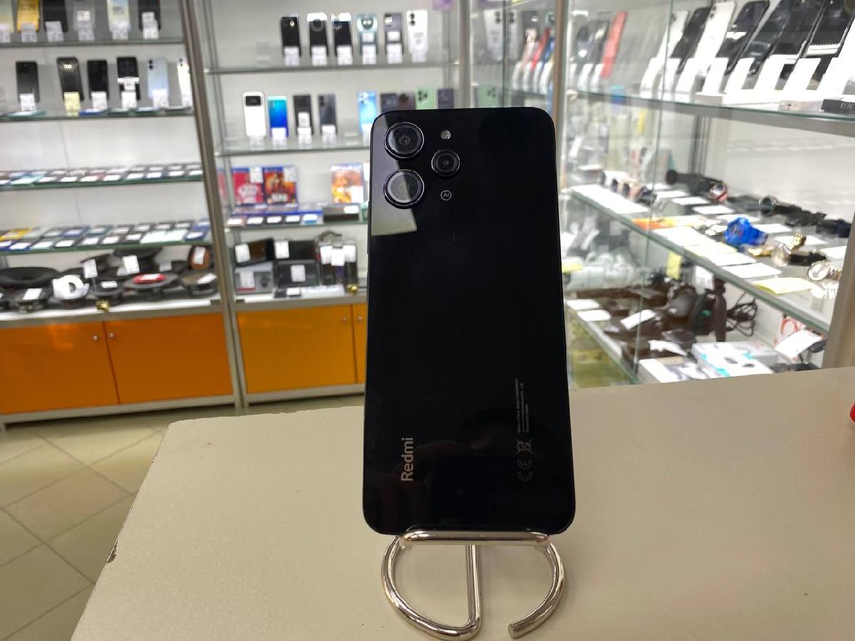 Смартфон Xiaomi Redmi 12 8/256