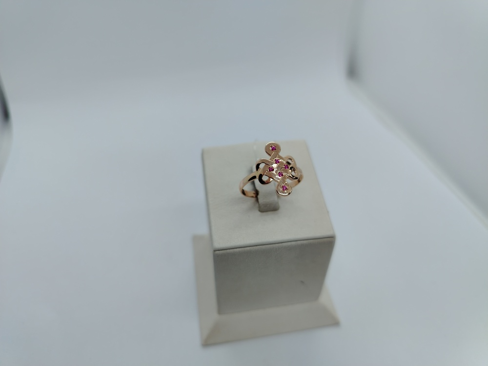 КОЛЬЦО С КАМНЯМИ (Au 585)