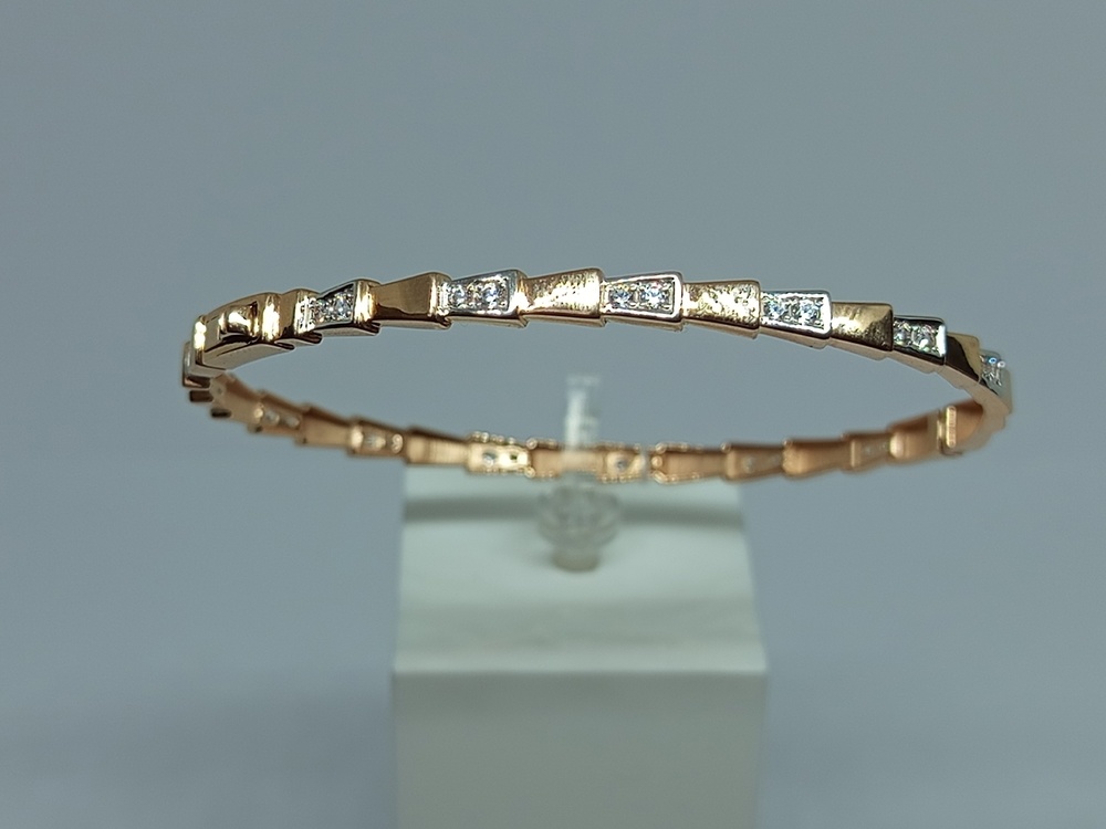 БРАСЛЕТ ЖЕСТКИЙ с камнями (Au 585)