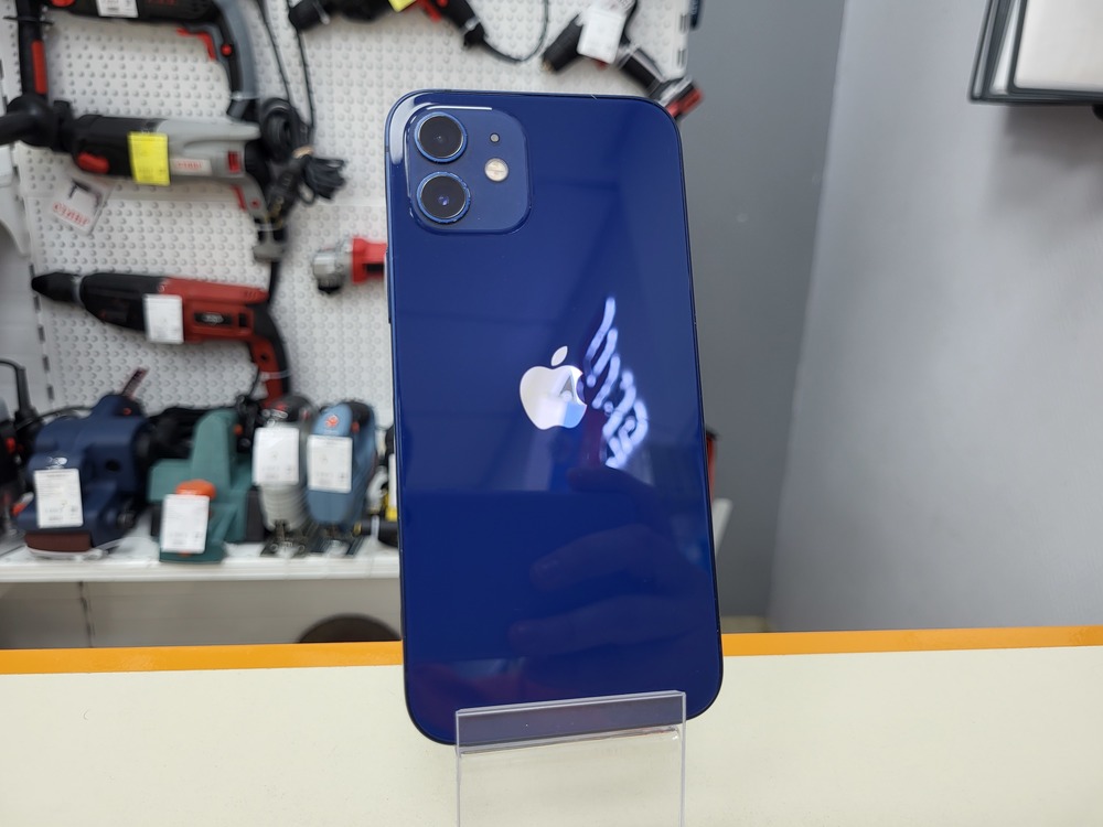 Смартфон Apple iPhone 12 64Gb