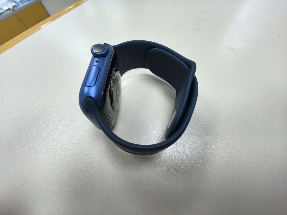 Смарт-часы Apple Watch Series 7 41mm