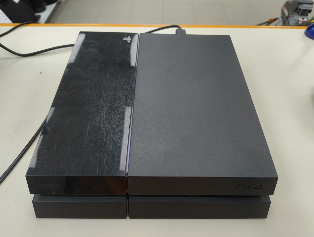 Игровая приставка PlayStation 4 FAT 1Tb