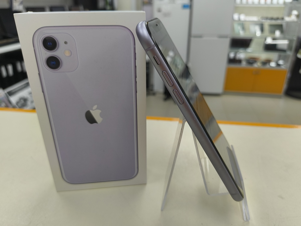 Смартфон Apple iPhone 11 64Gb