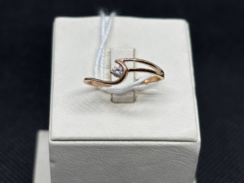 КОЛКМ585 КОЛЬЦО С КАМНЕМ (Au 585)