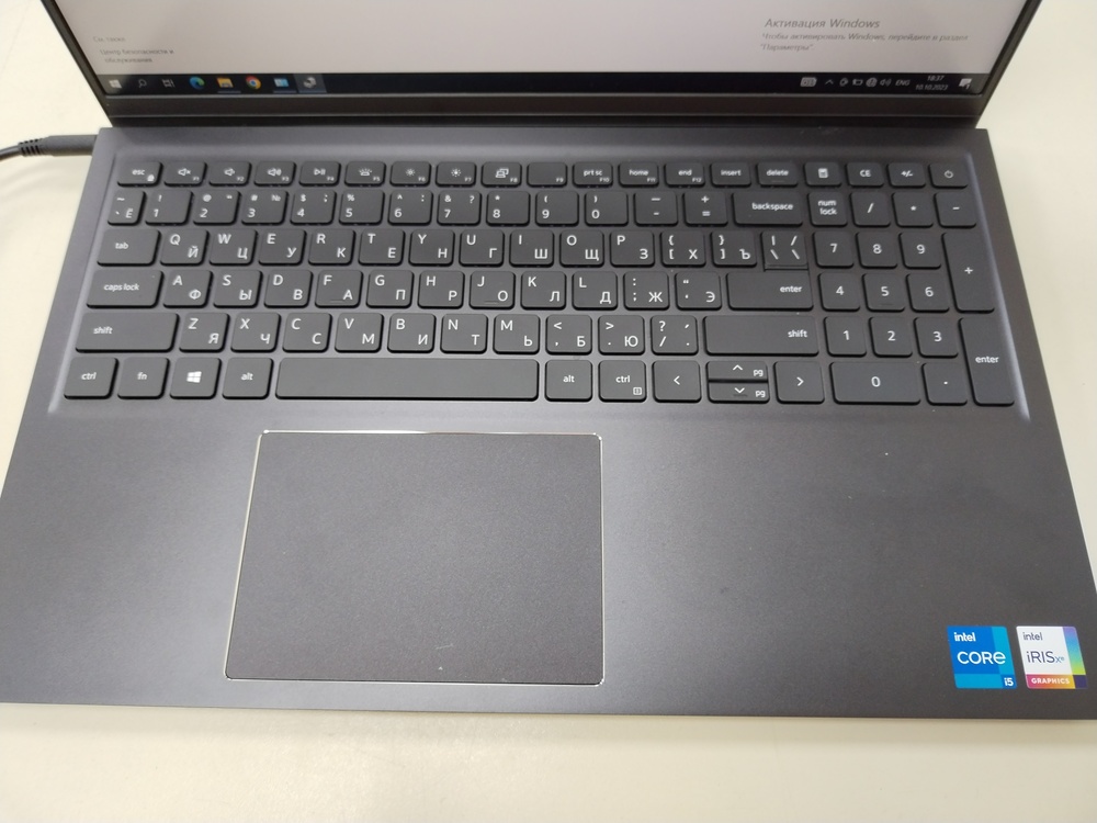 Ноутбук DELL Vostro5510-5692; Core i5 11320H, Intel iris XE Graphics, 16 Гб, 512 GB, Нет