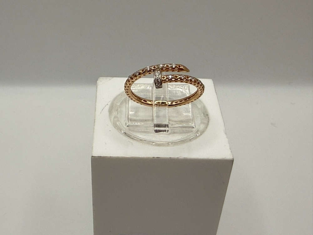 КОЛЬЦО С КАМНЯМИ (Au 585)