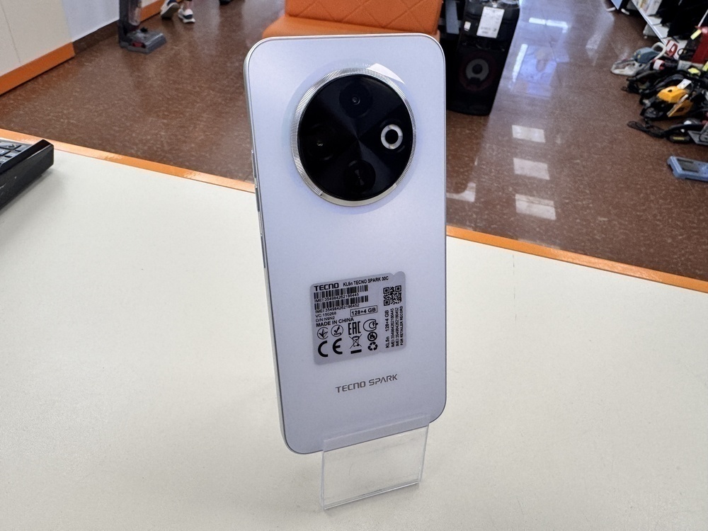 Смартфон Tecno SPARK 30C 4/128