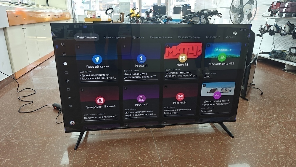 LED Телевизор Яндекс Станция Бейсик с Алисой, 65“ 4K UHD