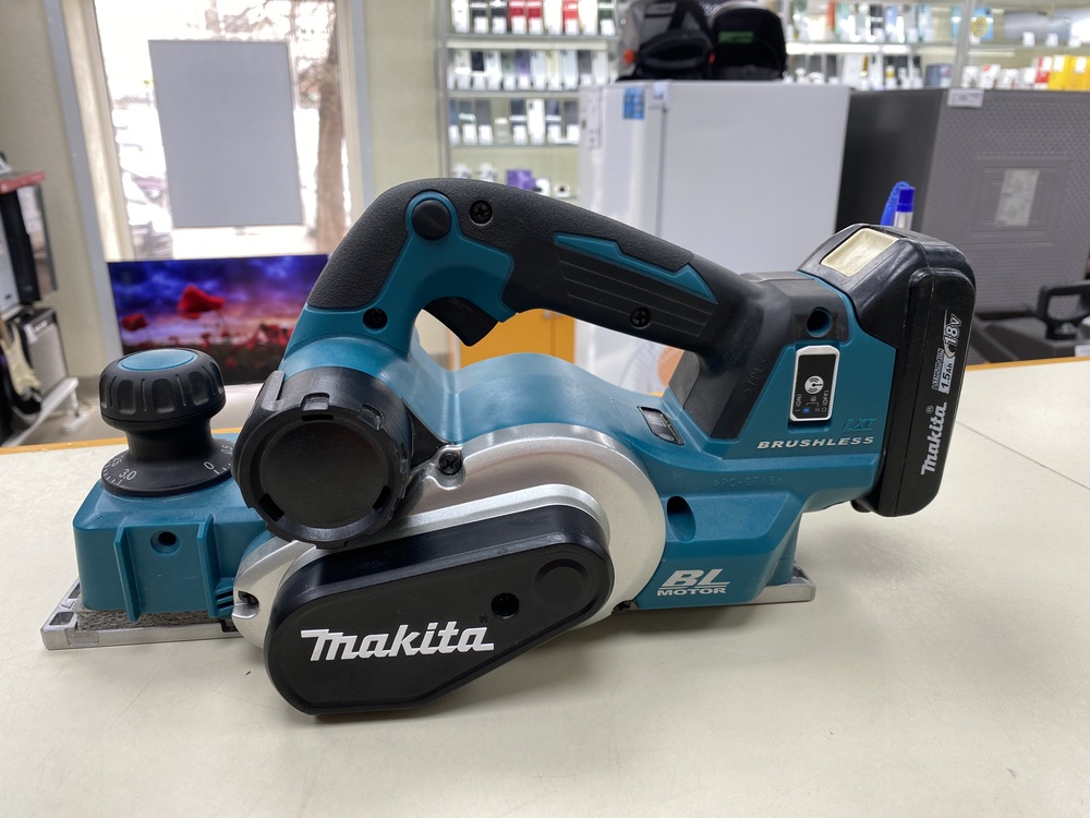 Электрорубанок Makita DKP181