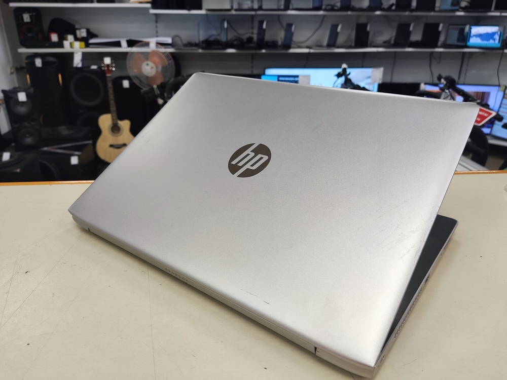 Ноутбук HP; Core i5-8250U, Intel UHD Graphics 620, 8 Гб, 256 Гб, Нет