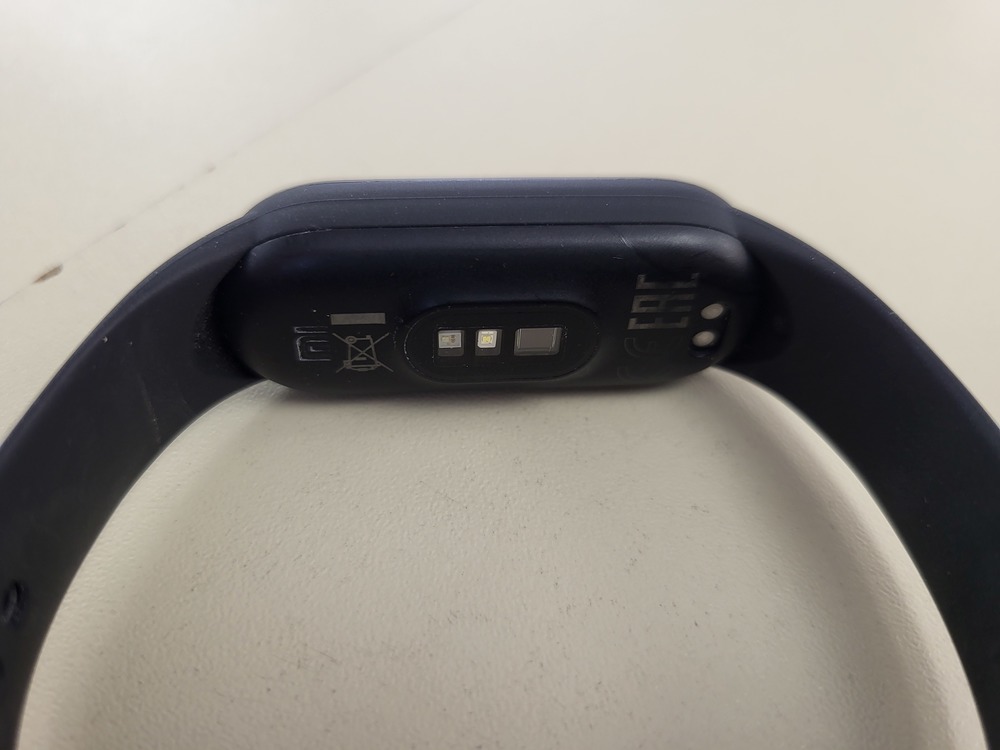 Фитнес-браслет Xiaomi Mi Band 6