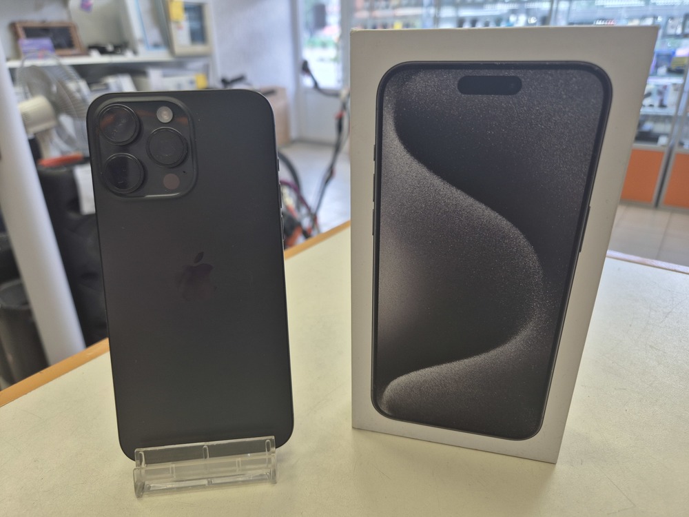 Смартфон Apple iPhone 15 Pro Max 256Gb
