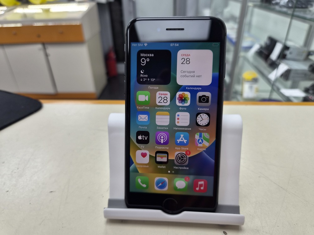 Смартфон Apple iPhone 8 64Gb