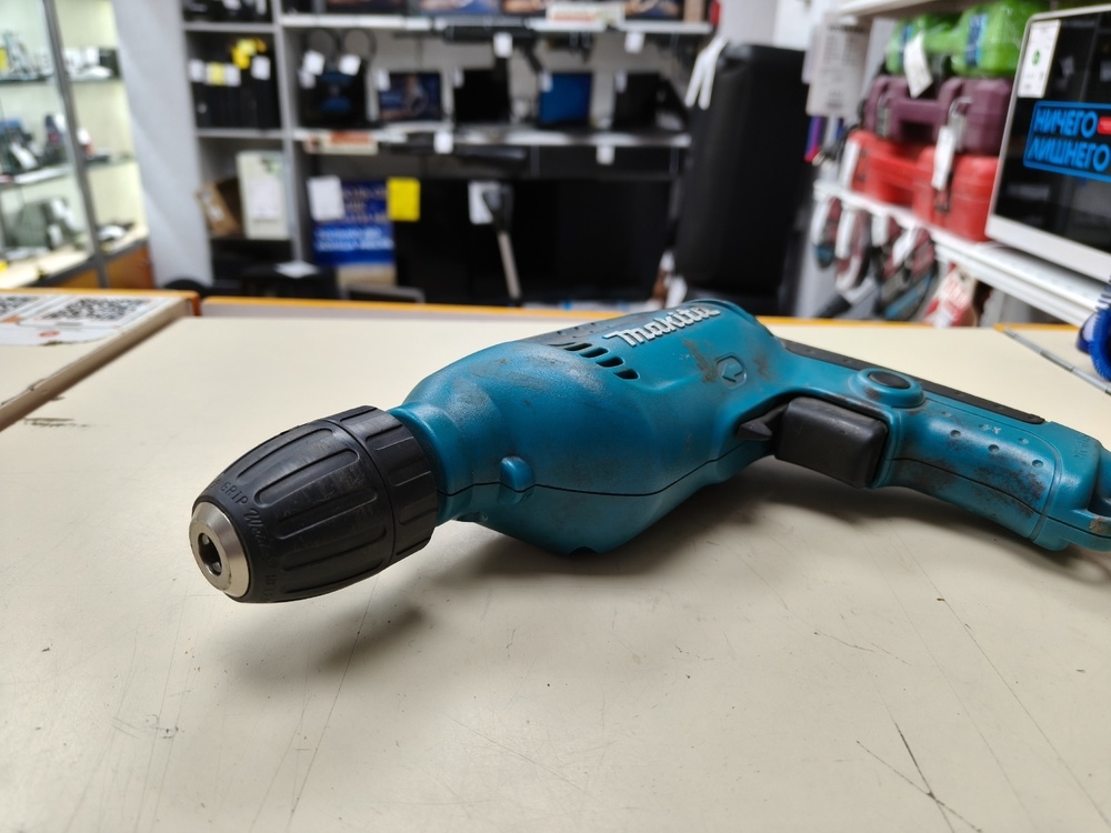 Дрель-безударная Makita 6413