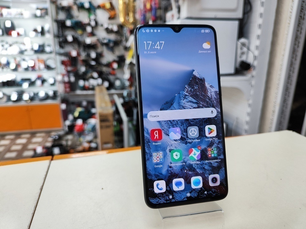 Смартфон Xiaomi Mi 9 Lite 6/64
