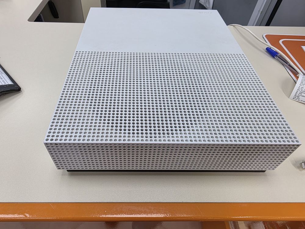 Игровая приставка Xbox One S Digital Edition 500Gb