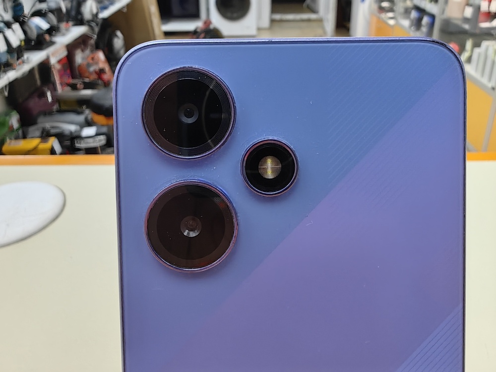 Смартфон Infinix HOT 30 Play 8/128