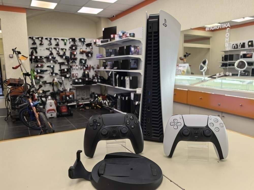 Игровая приставка PlayStation 5 825Gb (С дисководом)