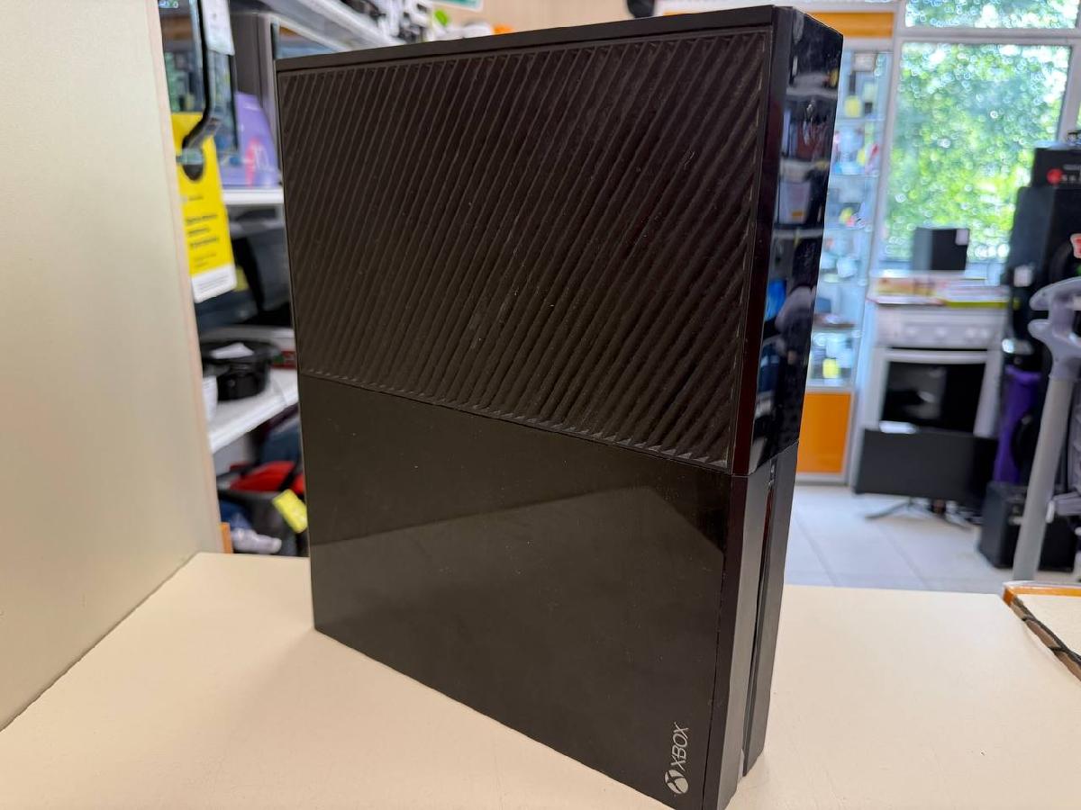 Игровая приставка Xbox One 500Gb
