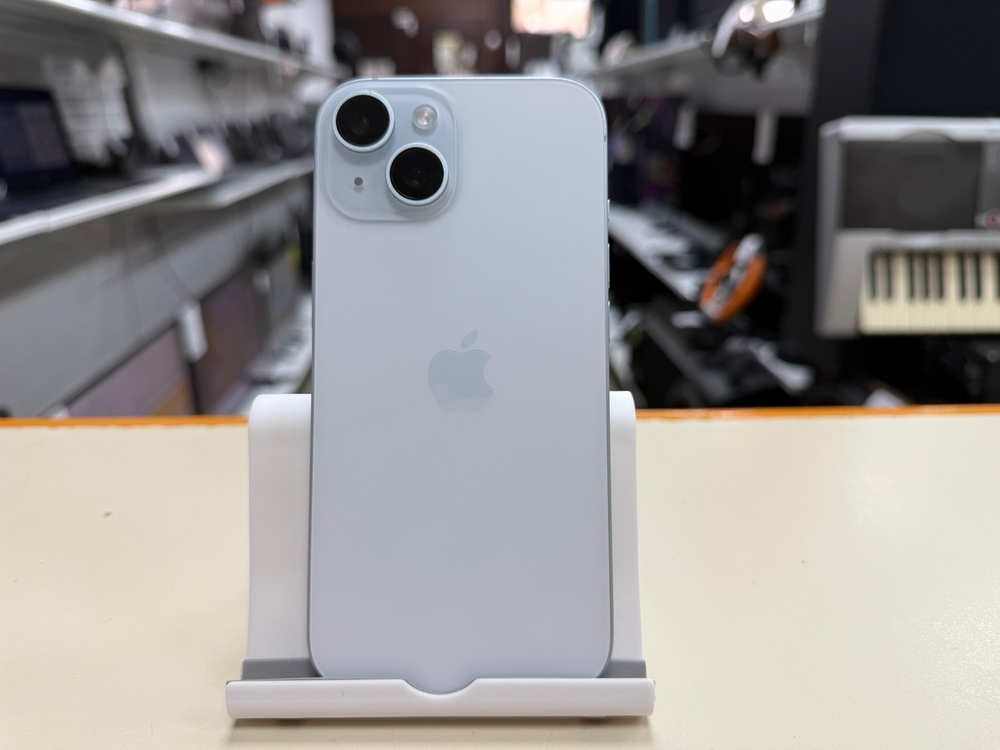 Смартфон Apple Iphone 15 128Gb