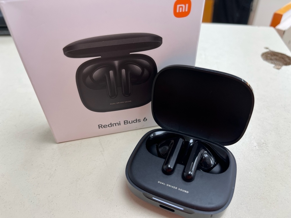 Наушники беспроводные XIAOMI Redmi Buds 6