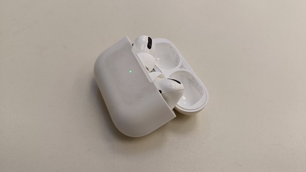 Наушники беспроводные Apple AirPods Pro