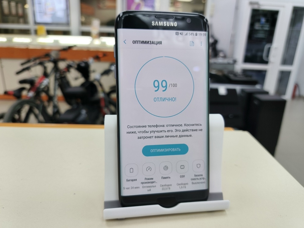 Смартфон Samsung Galaxy S7 edge 4/32