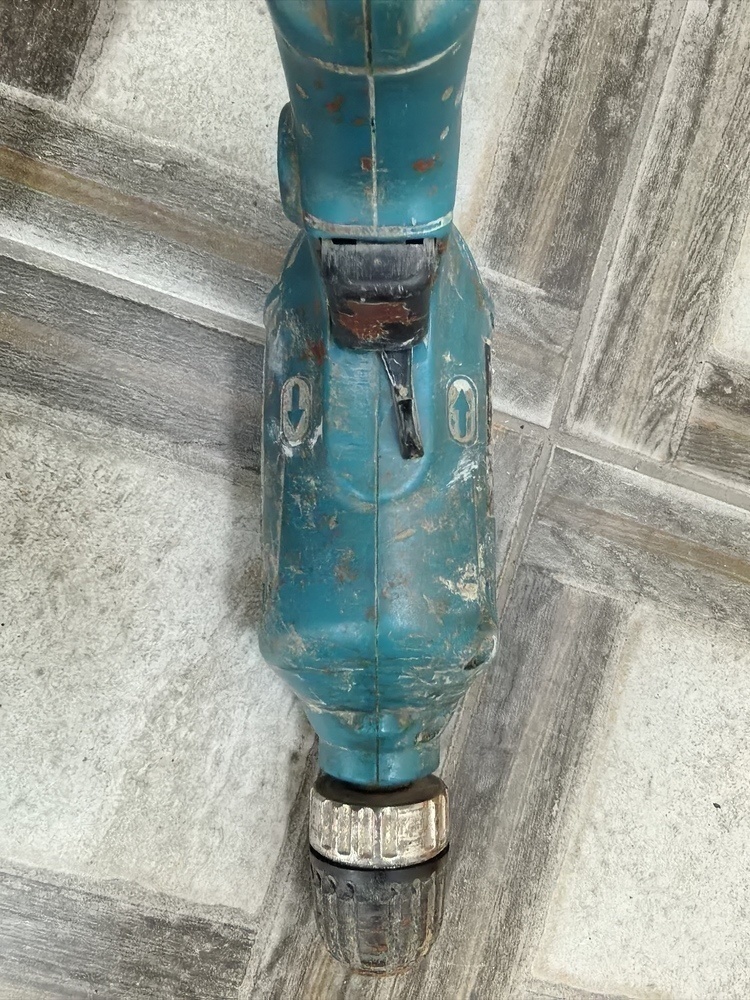 ДРЕЛЬ-ШУРУПОВЕРТ MAKITA 6413