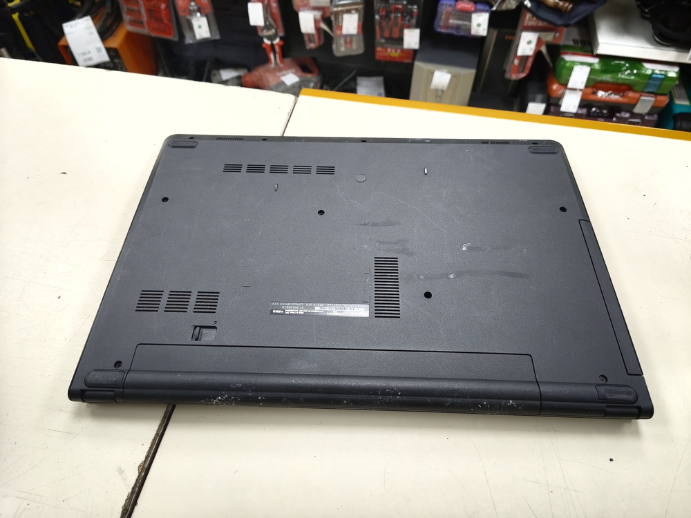 Ноутбук DELL; Celeron N3060, Intel UHD Graphics, 4 Гб, Нет, 500 Гб