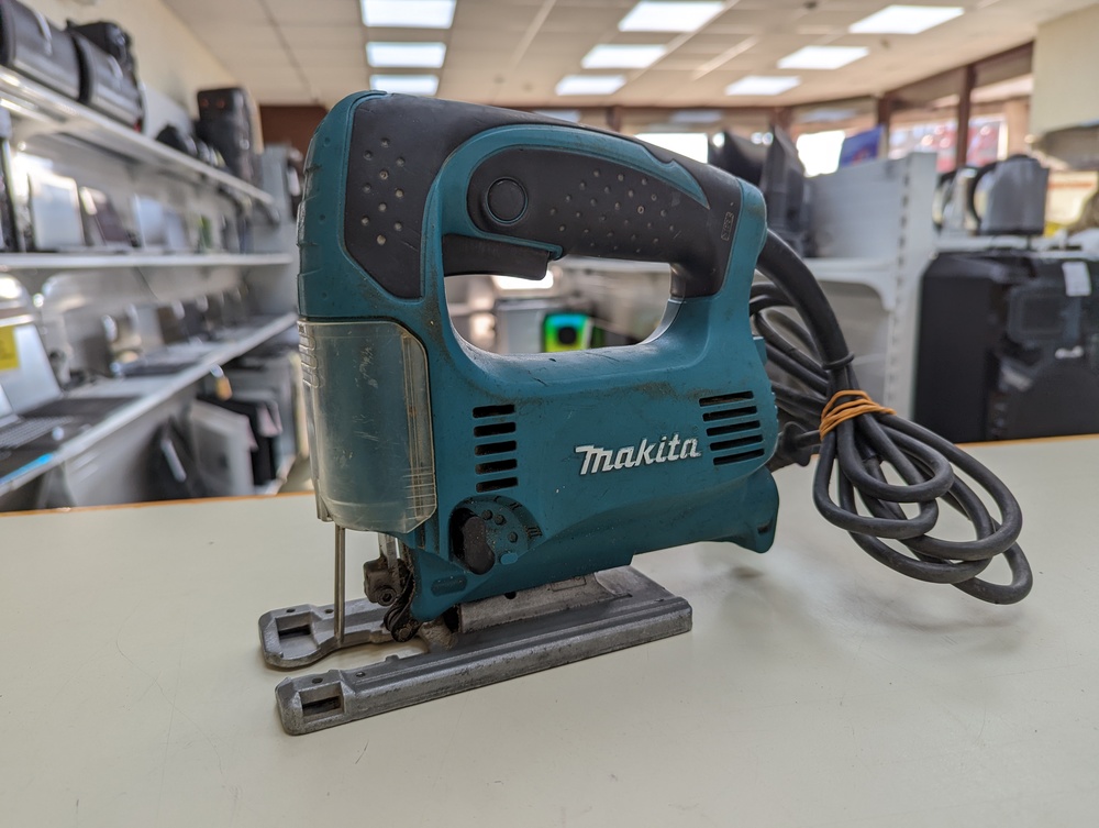 Лобзик Makita 4329