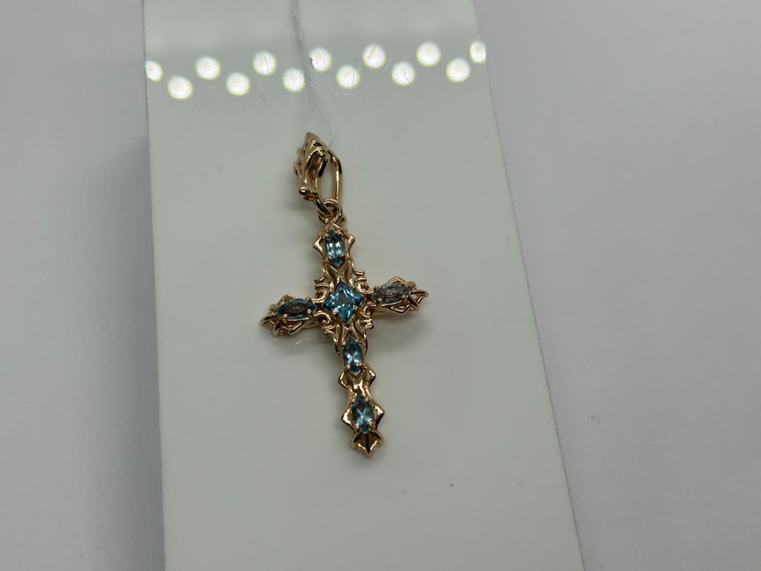 ПОДККИ585 ПОДВЕСКА КРЕСТ С КАМНЯМИ (Au 585)