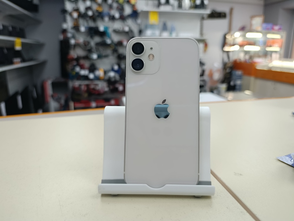 Смартфон Apple iPhone 12 mini 128Gb