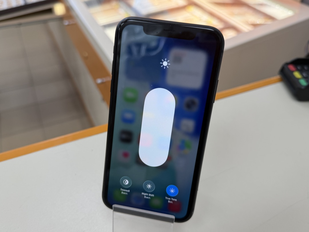 Смартфон Apple iPhone 11 128Gb