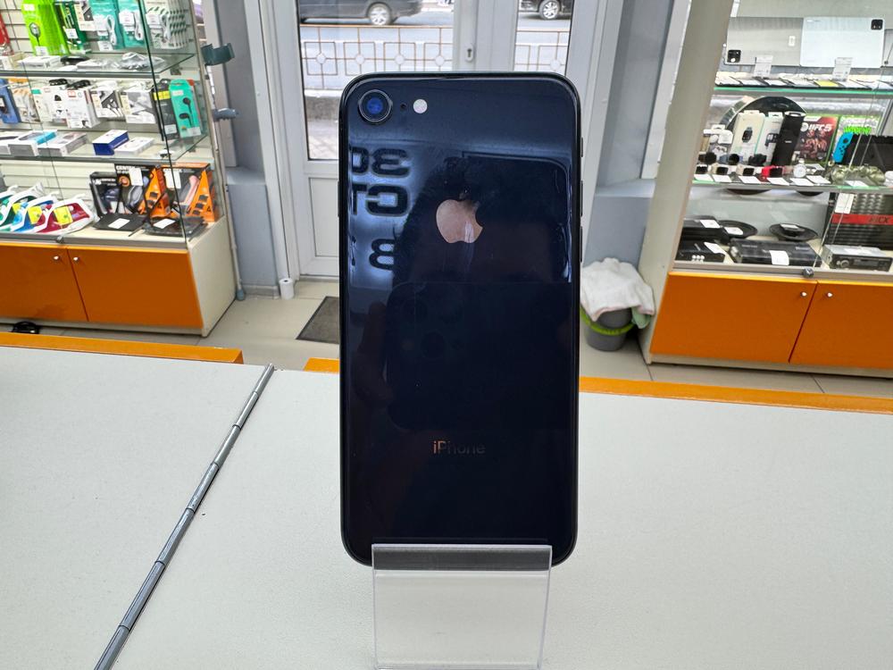 Смартфон Apple iPhone 8 64Gb
