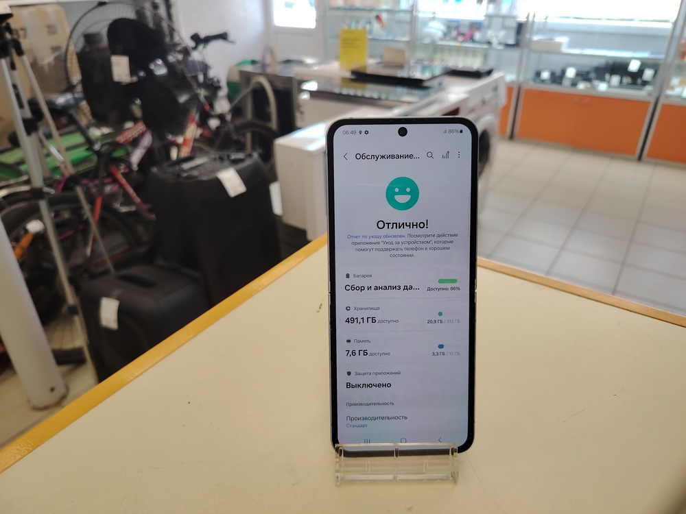 Смартфон Samsung Galaxy Z Flip 6 12Gb 512GB