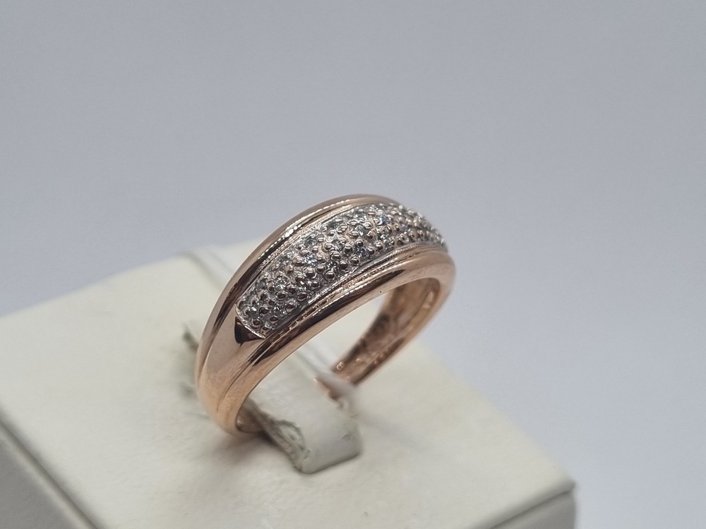 КОЛЬЦО С КАМНЯМИ (Au 585)