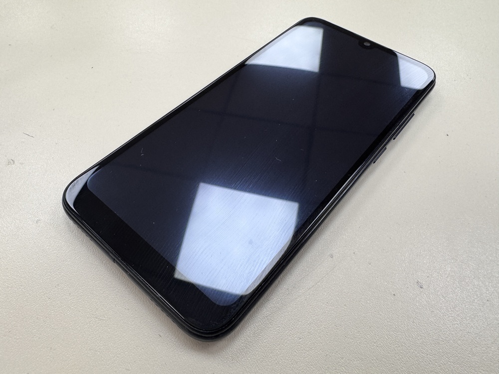 Смартфон Honor 8A 2/32