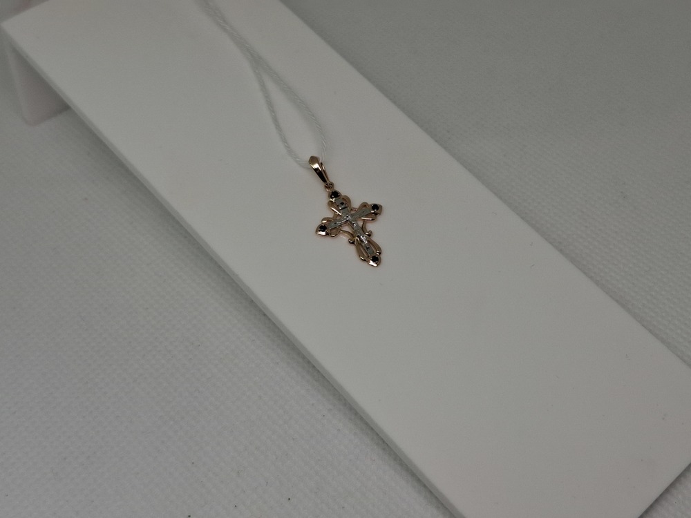 ПОДККИ585 ПОДВЕСКА КРЕСТ С КАМНЯМИ (Au 585)