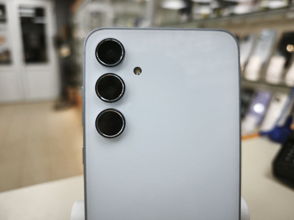 Смартфон Samsung Galaxy A55 12/256